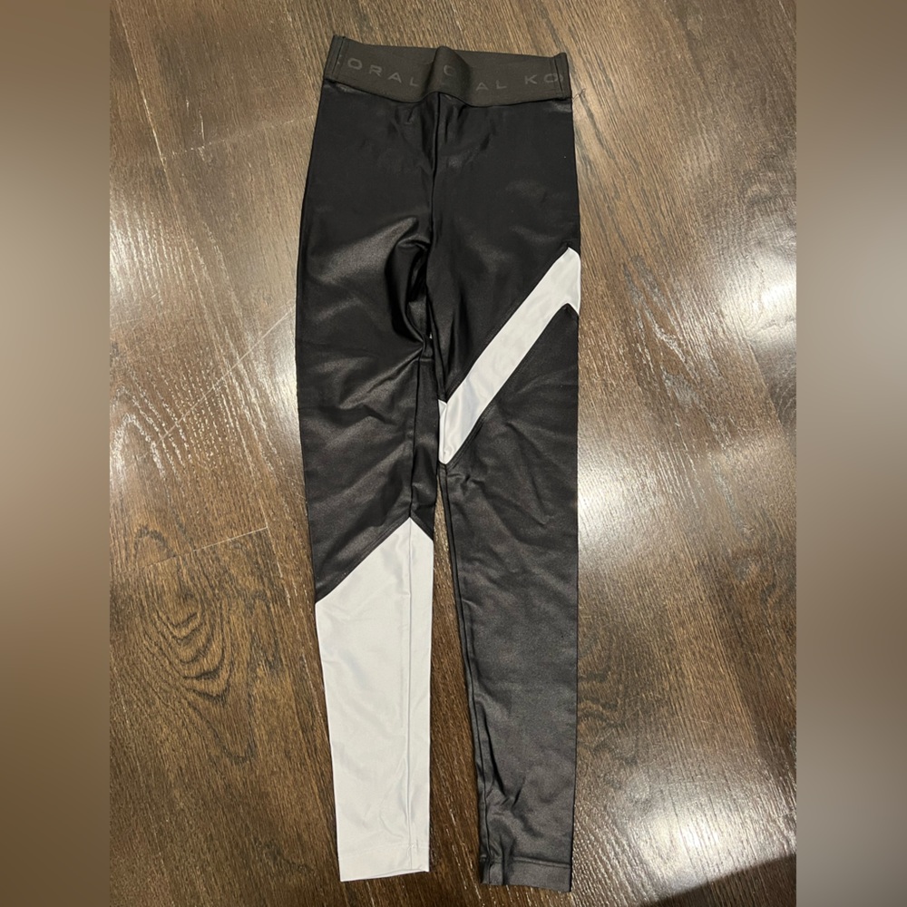 LADIES EXTRA SMALL XS KORAL ACTIVEWEAR HIGH WASTE LUSTROUS LEGGINGS BLACK